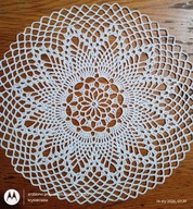 Serwetka .szydełkowa ok 28 cm - bielutka