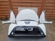 TOYOTA AYGO X PRZÓD KOMPLET MASKA BŁOTNIK BIAŁA 040 WARSZAWA-KOŁO-POZNAŃ