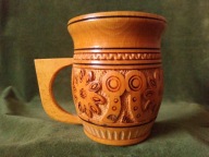 Drewniany kubek góralski - pięknie rzeźbiony