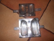 STARA FORMA DO CZEKOLADY CUKIERKÓW 2 SZTUKI