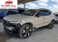 Volvo XC 40 Plus 2025 2.0l 2.0 Benzyna 247KM