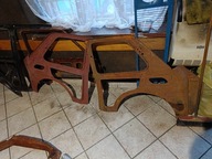 Fiat 126p Bok tył lewy\prawy wewnętrzny nadkola poszycie