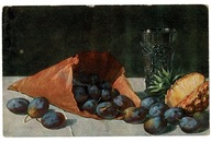 MARTWA NATURA ŚLIWKI WĘGIERKI I ANANAS OWOCE