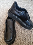 Donna Fabiani. Skóra. 40