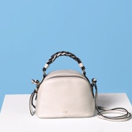 Oriflame torebka crossbody z kolekcji HAY