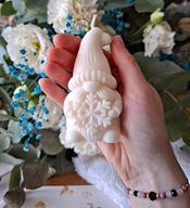 Sojowa Świeczka Skrzat ze śnieżynką, świeczki na Boże Narodzenie Krasnal