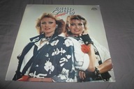 Closer Hana &amp; Dana Winyl