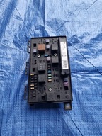 SKRZYNKA BEZPIECZNIKOW OPEL ZAFIRA B 1.9 CDTI 13206754 HB