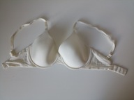 Śliczny biustonosz Triumpf Body Make-Up WHP 70E