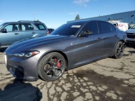 Alfa Romeo Giulia 2.0 280 KM, 4x4, TI, ACC, kubly, panorama, lift 2.0