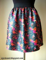 Spódnica kwiaty guma uniwersalna 36 38 40