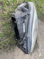 Lampa przód Volvo V40 ZWYKŁA RH 31420004