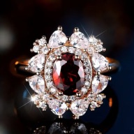 PIERSCIONEK CYRKON CZERWONY MIEDZI POZŁACANY WALENTYNKI DZIEŃ BABCI