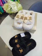 Białe klapki futrzane, miś, r. 39 LaBottaine Cudne !!!