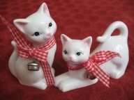 Kot - 2 kotki z dzwoneczkiem - 10 x 10 x 5 cm komplet
