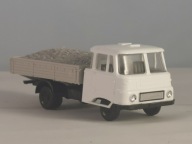 Samochód ciężarowy IFA Robur LO2500 (1:87 H0)