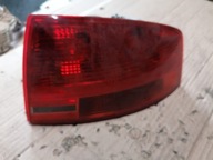LAMPA PRAWA TYLNA AUDI A4 B7 SEDAN R965070 HELLA