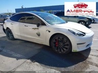 Tesla Model 3 2022r., 4x4, Elektryczny 455KM