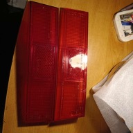 Polonez borewicz klosze lamp tył lewy prawy światła czerwone