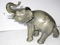 Słoń z porcelany przedwojenny