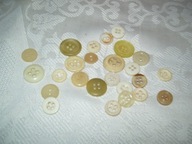 GUZIKI KREMOWE - RÓŻNEJ WIELKOŚCI - 24 SZT