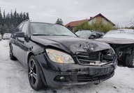 Mercedes-Benz Klasa C 2009r, 1.8 LPG. Uszkodzony przod. Jezdzi. 1.8 156KM
