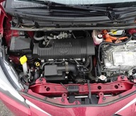 Toyota yaris III hybrid 1.5 x1nz-p92 Maly przebieg 12-20 prius katalizator