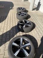 Felgi Volvo XC90 R-Design 20'' komplet + Opony zimowe + śruby + nakładk