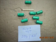 Kondensator elektrolityczny 220uF 16V UNITRA ELWA 