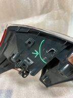 TOYOTA AURIS II E18 LIFT LAMPA TYŁ TYLNA PRAWA W BŁOTNIK KOMBI