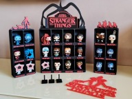 Ekspozytor, półka pod figurki Funko z Stranger Things, Kinder Joy, dodatki