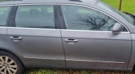 Drzwi prawe tylne przednie VW Passat tylne kod LA7T