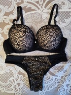 Komplet bielizny damskiej - biustonosz + majtki