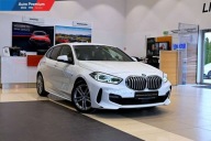 BMW Seria 1 118iFV23Service InclusiveFotel Sportowy LED Fog lights 1.5