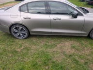 VOLVO S60 III DRZWI PRZÓD PRZEDNIE TYŁ TYLNE PRAWA STRONA 727