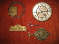 BARDZO STARY, ORYGINALNY MECHANIZM DO ZEGARA - KOMPLET 2601