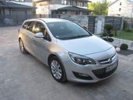 Opel Astra 2013 rok przebieg 85400km