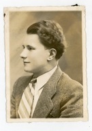 NOWY SĄCZ - PORTRET MĘŻCZYZNY W ATELIE