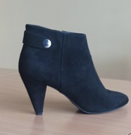 Jak nowe eleganckie botki zamszowe czarne 39