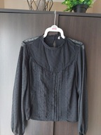 Czarna bluzka plumetti ze stójką Stradivarius M