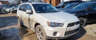 Mitsubishi Outlander 2011r, 2.4 LPG. AUTOMAT. Przetarty lewy bok. Jezdzi.