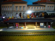 Peron WALDBRUNN z Oświetleniem LED w H0