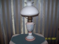 -OBNIŻKA--[@7o] Mieszczanska Lampa Naftowa Porcelana XIXw