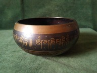 Piękna duża misa dźwiękowa - średnica 17 cm.