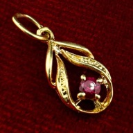 Złota zawieszka wisiorek z czerwoną cyrkonią JAK NOWA próba 585 0,75g