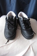 BUTY SPORTOWE NA KÓŁKACH ROZM 35
