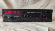 RADIO FABRYCZNE AUDI GAMMA CC - GRUNDIG - KOD - 22cm