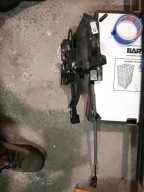 Zamek drzwi prawy tył Ford Focus MK3 kombi