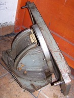 Stół do frezarki uchylno-obrotowy 625 mm x 315 mm