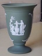 Wedgwood - wazon, wys.13,5cm